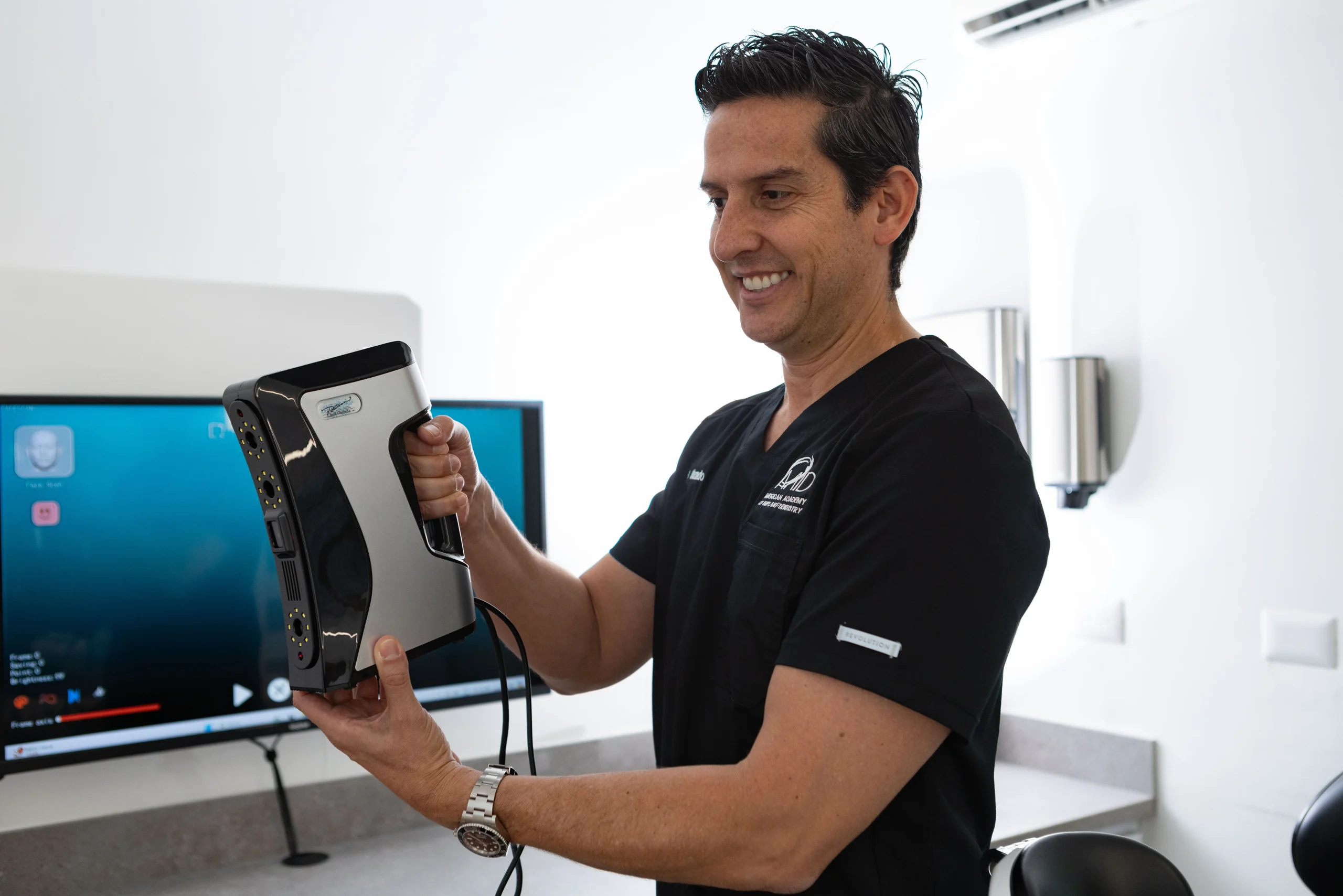 dental-implants-technology-cr-scaled.webp